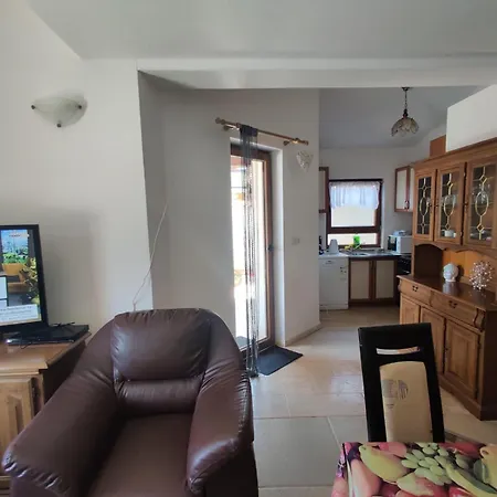 Rustic House With Private Pool Vila *