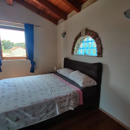 Rustic House With Private Pool Vila